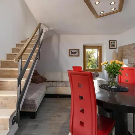 Paris Будинок відпочинку Пореч